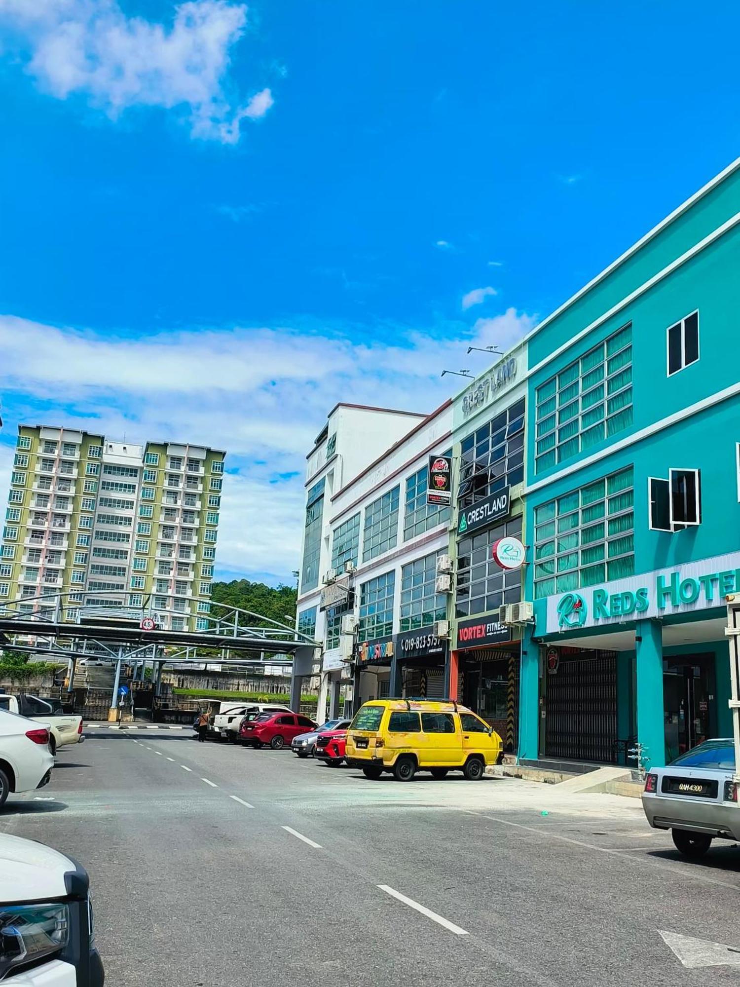 Red'S Hotel Bintulu Ngoại thất bức ảnh
