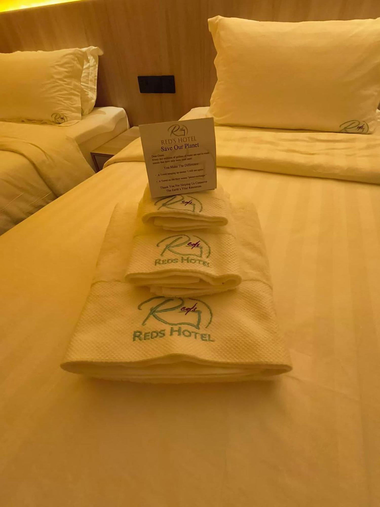 Red'S Hotel Bintulu Ngoại thất bức ảnh
