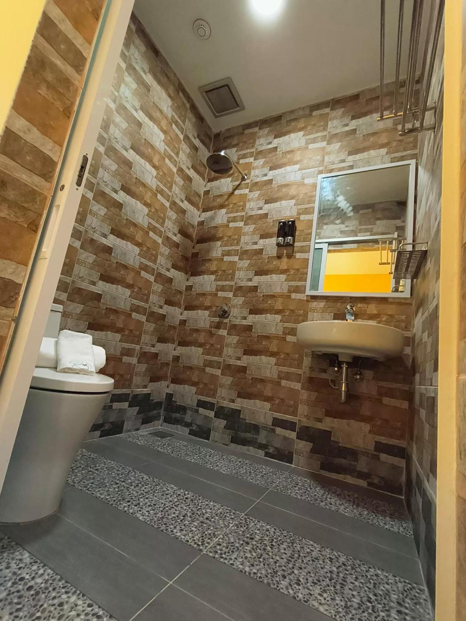 Red'S Hotel Bintulu Ngoại thất bức ảnh